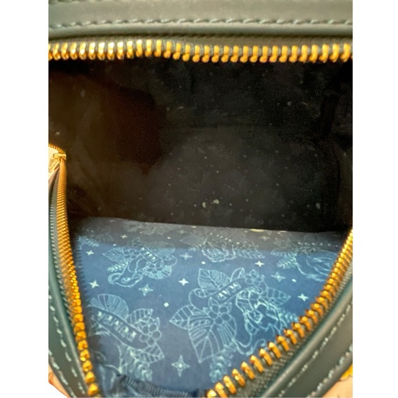 NEW Loungefly Exclusive Disney Lion King Tattoo Mini Backpack NEW WITH TAGS - Picture 15 of 16